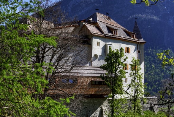Gebäude von Schloss Lemgberg